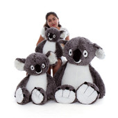 Stuffed Koalas Family from Giant Teddy