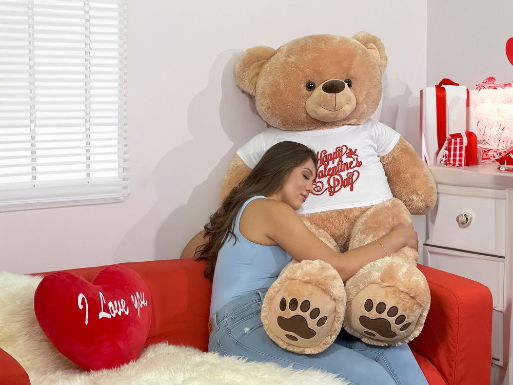 5ft To 7ft Giant Love Romance Teddy Bear with Custom Love message