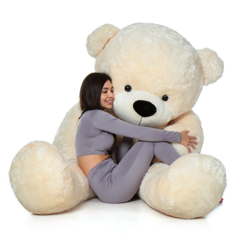 giant size teddy bear