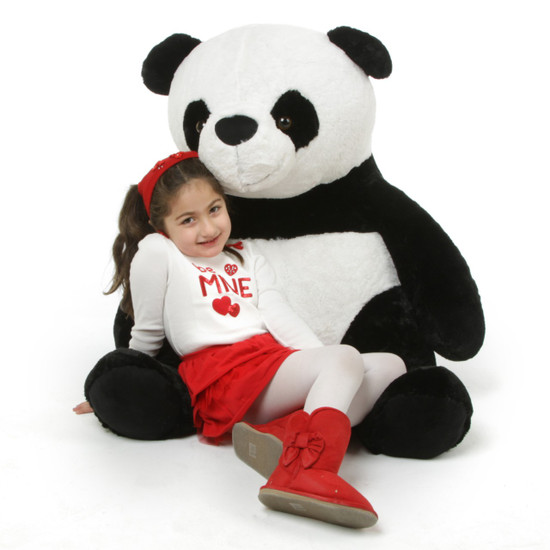 giant stuffed animal panda