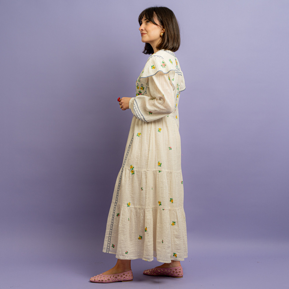 Abito lungo bianco con ricami -  - Le Conturbanti Concept Store
