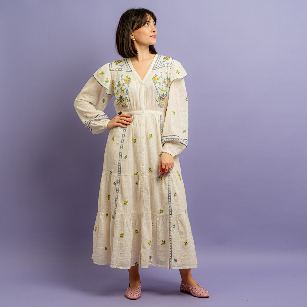 Abito lungo bianco con ricami -  - Le Conturbanti Concept Store