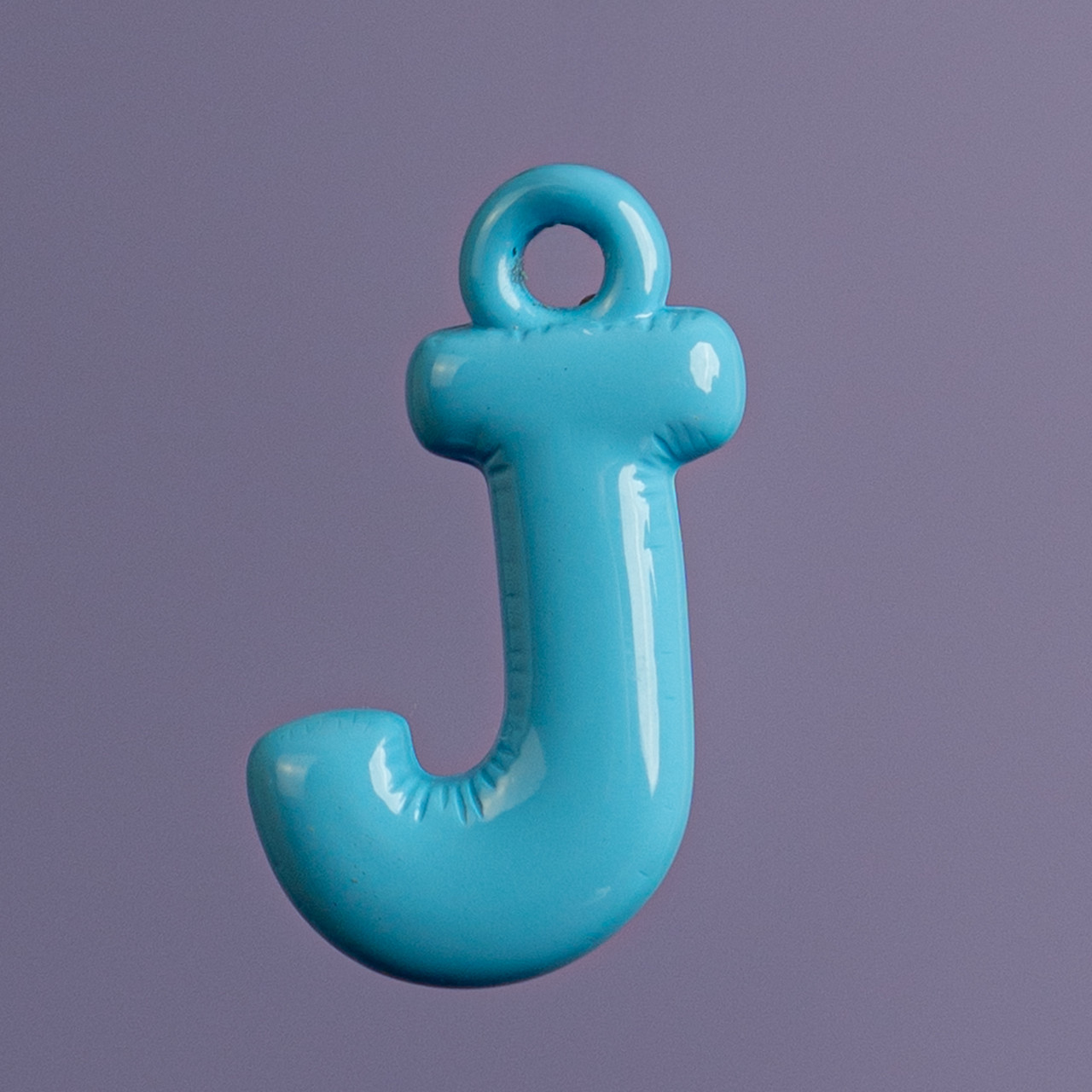 Charm lettere colorate 2.0 - J azzurro - Le Conturbanti Concept Store