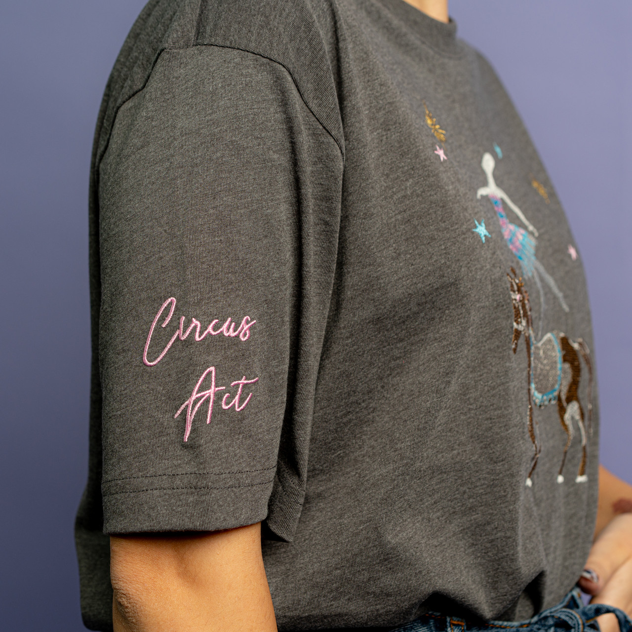 T-shirt ballerina grigia -  - Le Conturbanti Concept Store