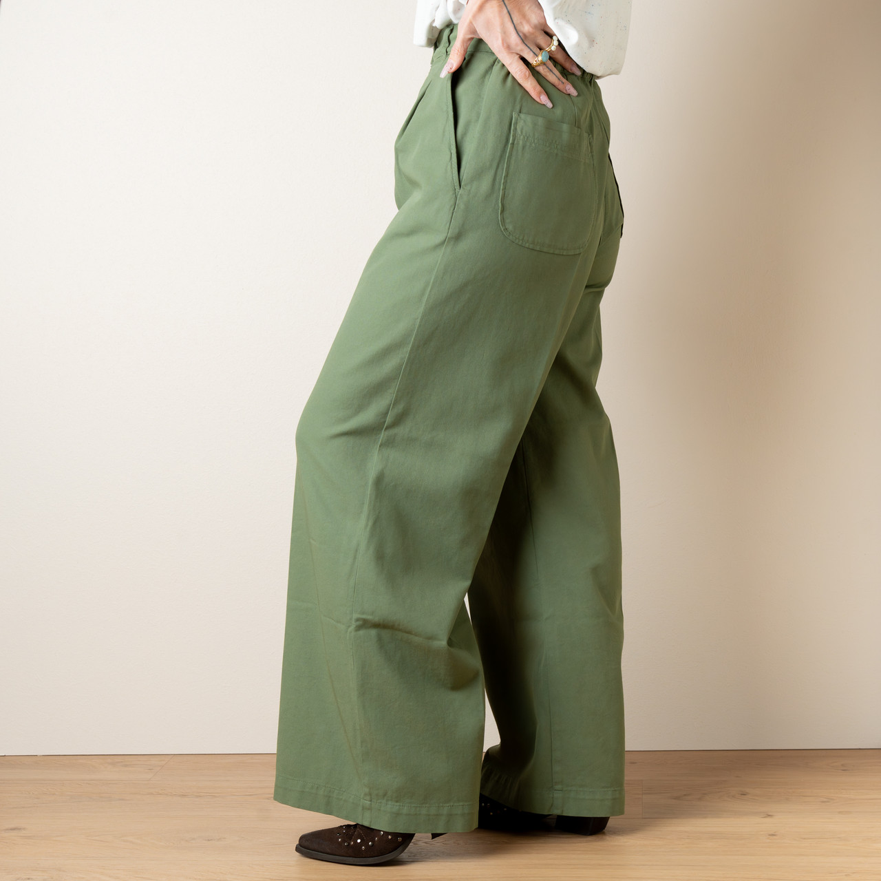 Pantaloni a palazzo verde oliva -  - Le Conturbanti Concept Store