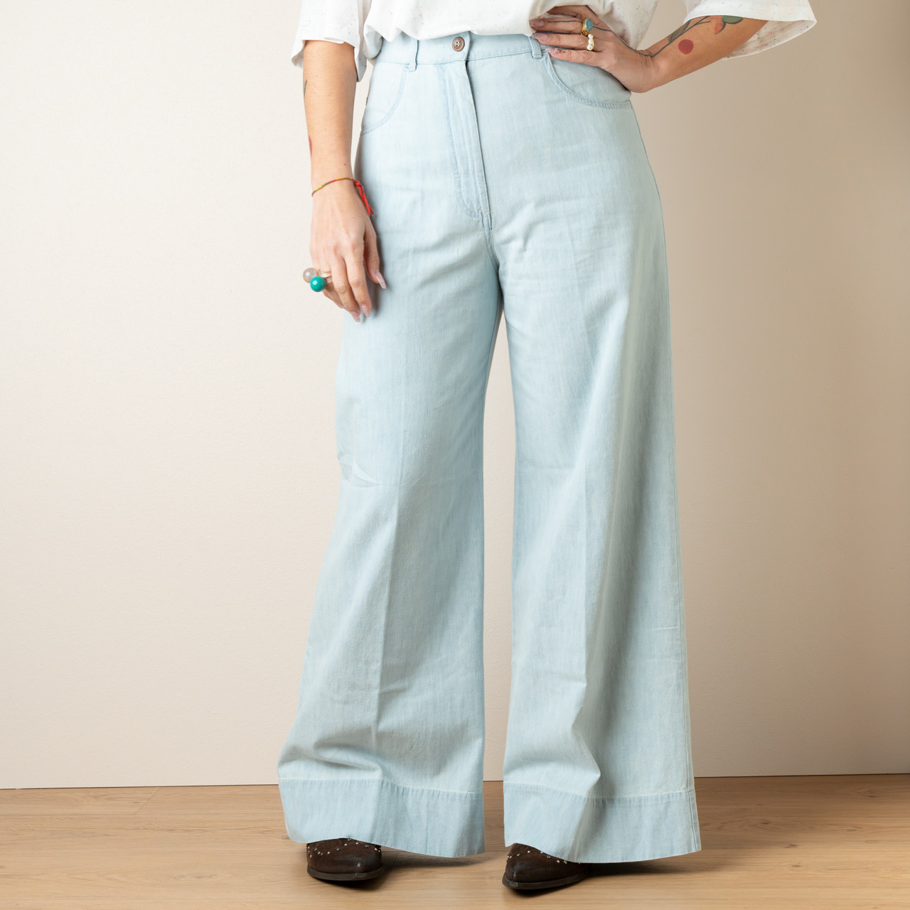 Jeans chiari a palazzo leggeri -  - Le Conturbanti Concept Store