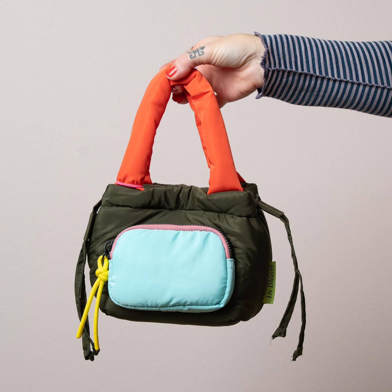 Borsa imbottita verde militare -  - Le Conturbanti Concept Store