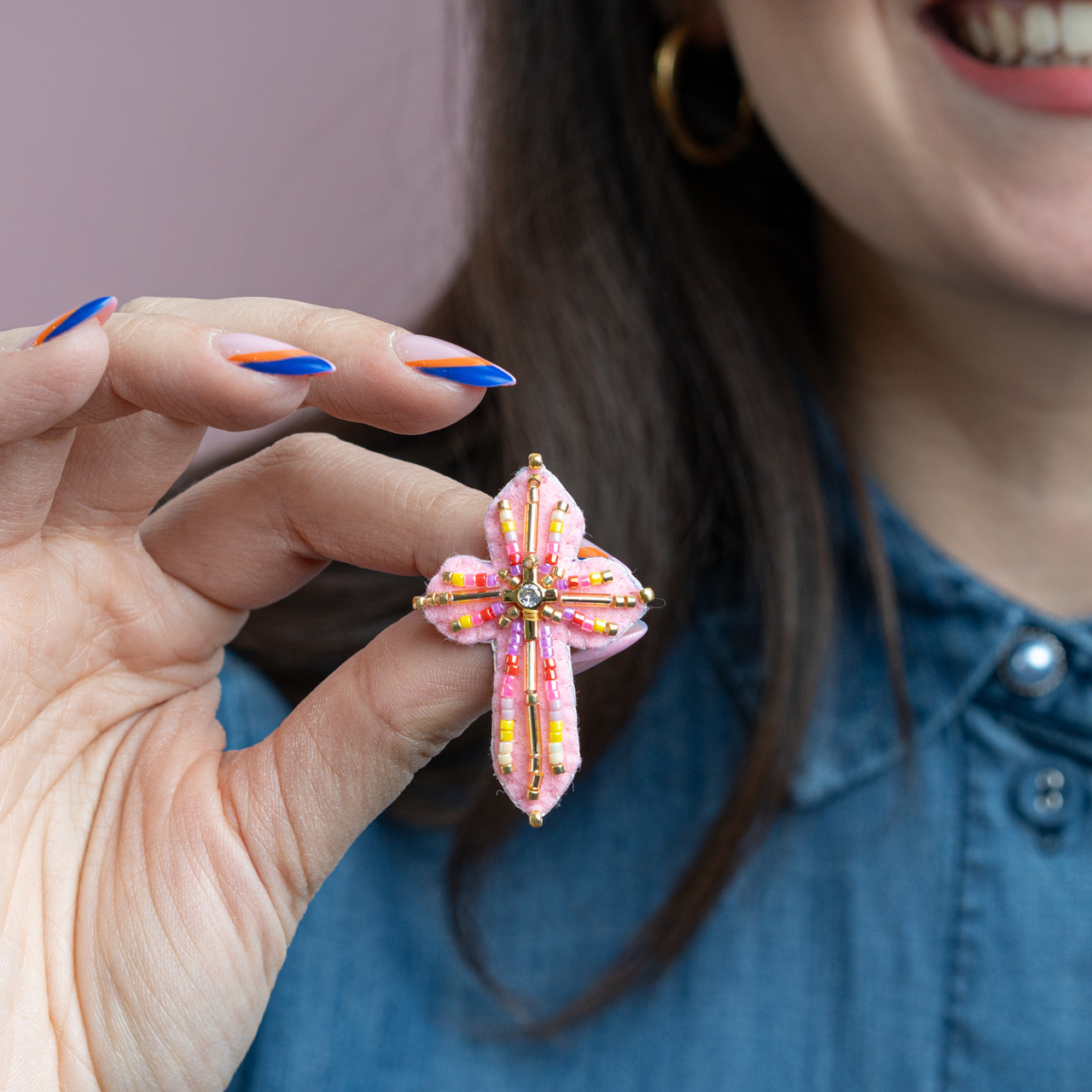 Spilla croce sacra rosa -  - Le Conturbanti Concept Store
