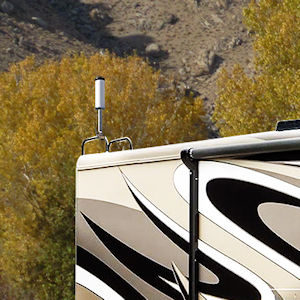 Top Signal HiBoost 10K Smart Link 65 Large RV Park kit for class A motorhomes