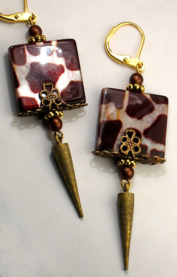 Giraffe Pattern Mother-of-Pearl Earrings