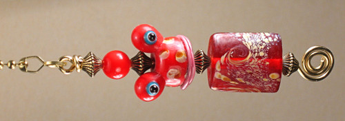 Red Frog Fan Pull } red frog fan Chain
