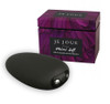 The Je Joue Uma Mimi Clit Stimulator comes in an elegant gift box