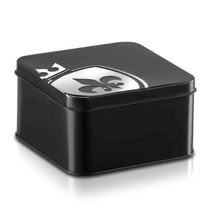 Plunging Pete  comes with a discreet carrying case