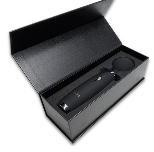 The PRIVE Super Wand Massager comes with an elegant gift box