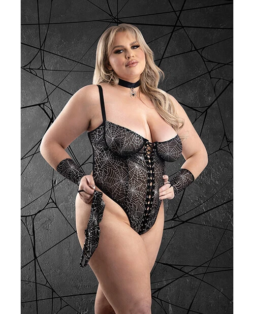 queen sized spider web teddy
