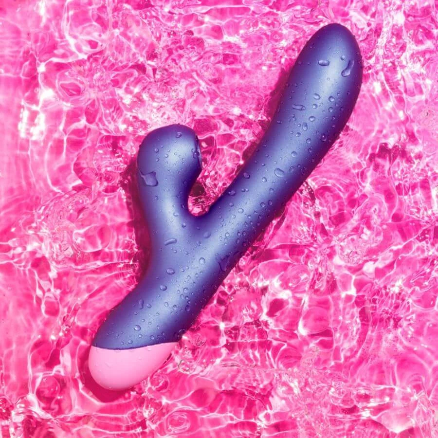ROMP Pulse sucking rabbit, featured over a water background showing its waterproof design