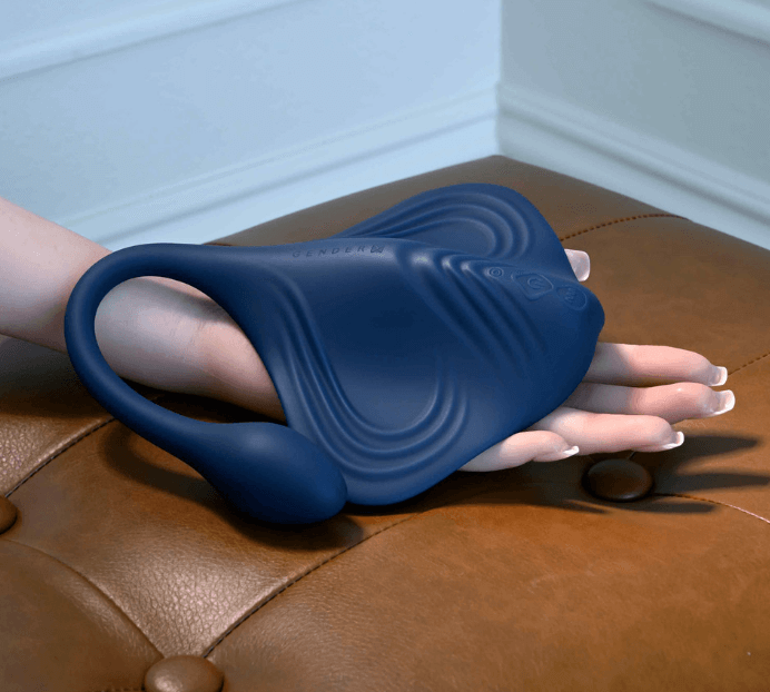 Sting ray shaped vibrator