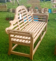 ​Chairs and Tables Manufacture Memorable Memorial Benches,