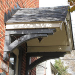 Cedar Bracket 10T23 — installed front porch view | Timber Build