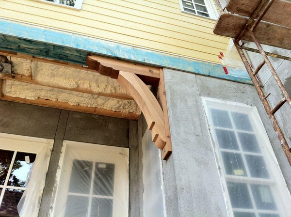 Cedar Bracket 11T6 — Western Red Cedar angled view | Timber Build
