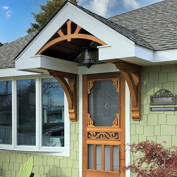 Cedar Bracket 10T27 — installed front porch view | Timber Build