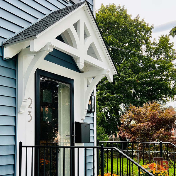 Cedar Bracket 02T13 — installed exterior view | Timber Build