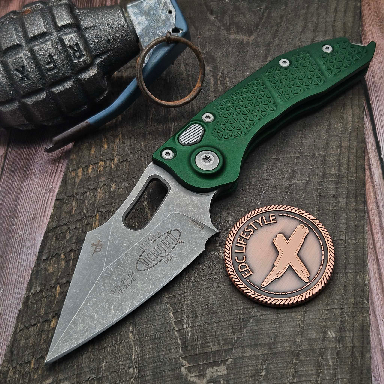 Microtech 169-10APEG Stitch Auto S/E Emerald Green Apocalyptic
