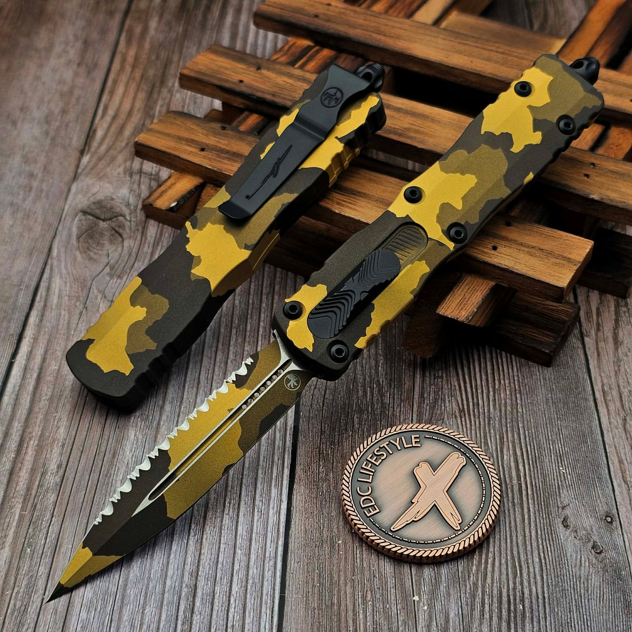 Microtech Dirac Gold Microtech Dirac Delta Gold Camo 3.75