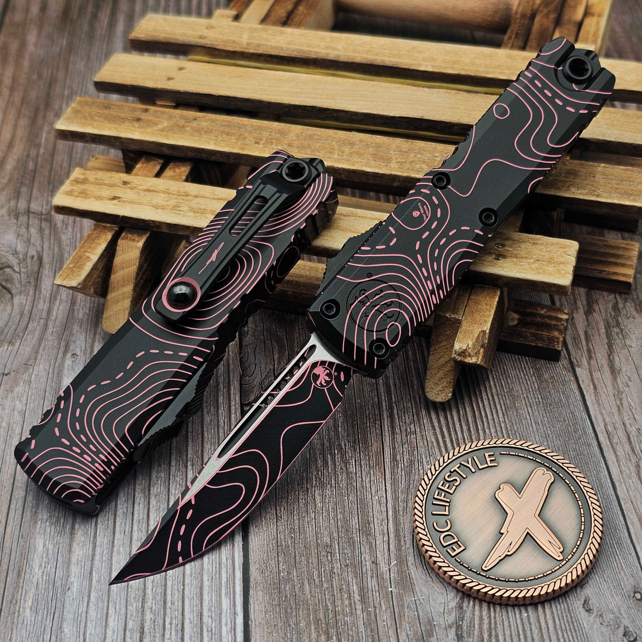 Microtech UTX-85 Gen IV Topographic Black/Pink Camo S/E 3.10