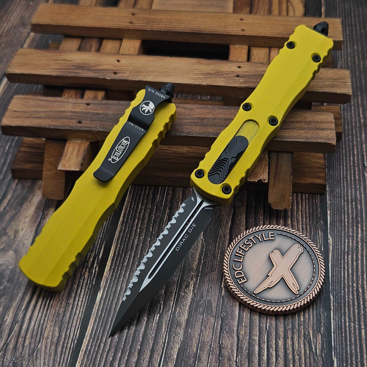 Microtech Dirac Yellow D/E Full Serrated 225-3YW