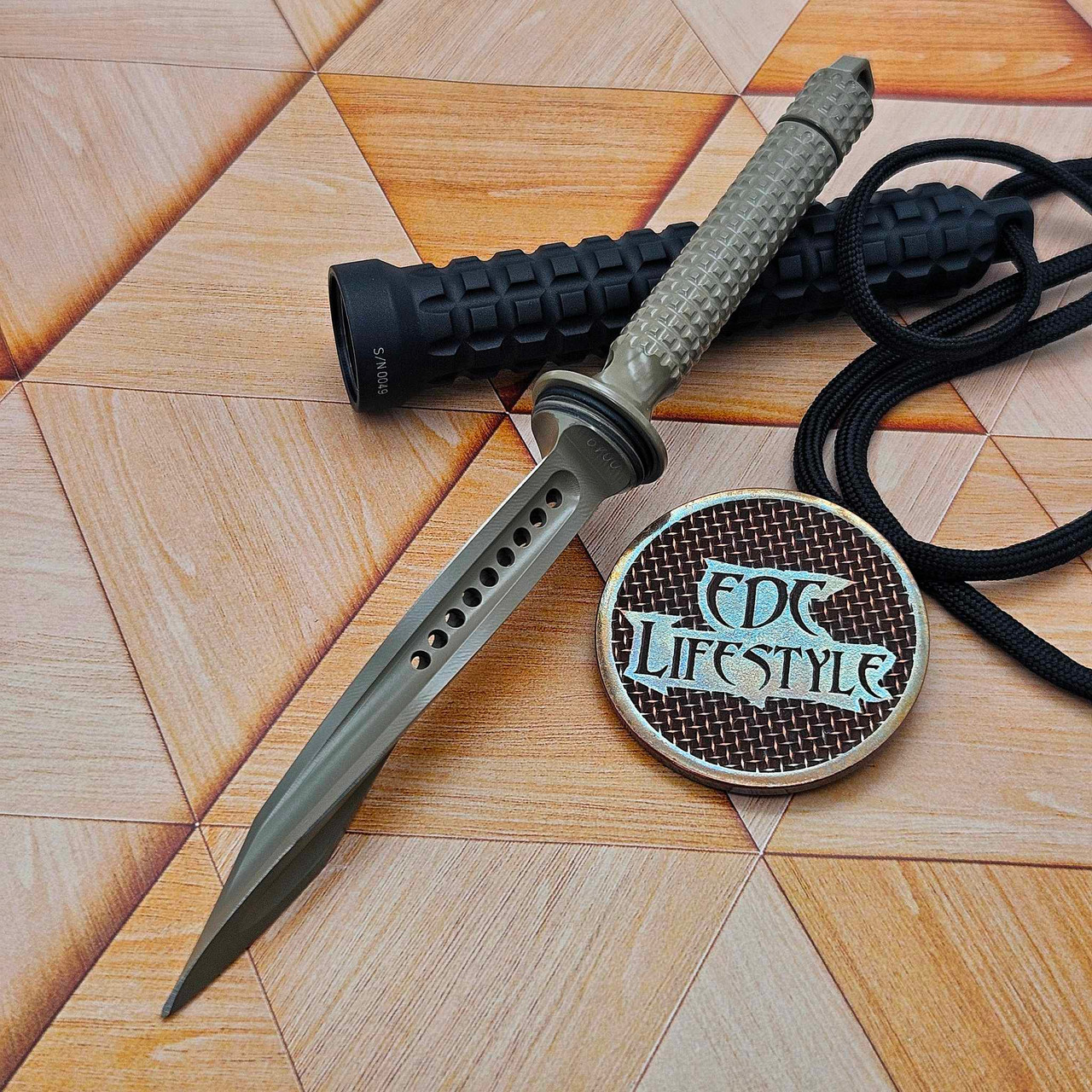 Microtech Mini Jagdkommando Tan 105M-1TA - Preowned