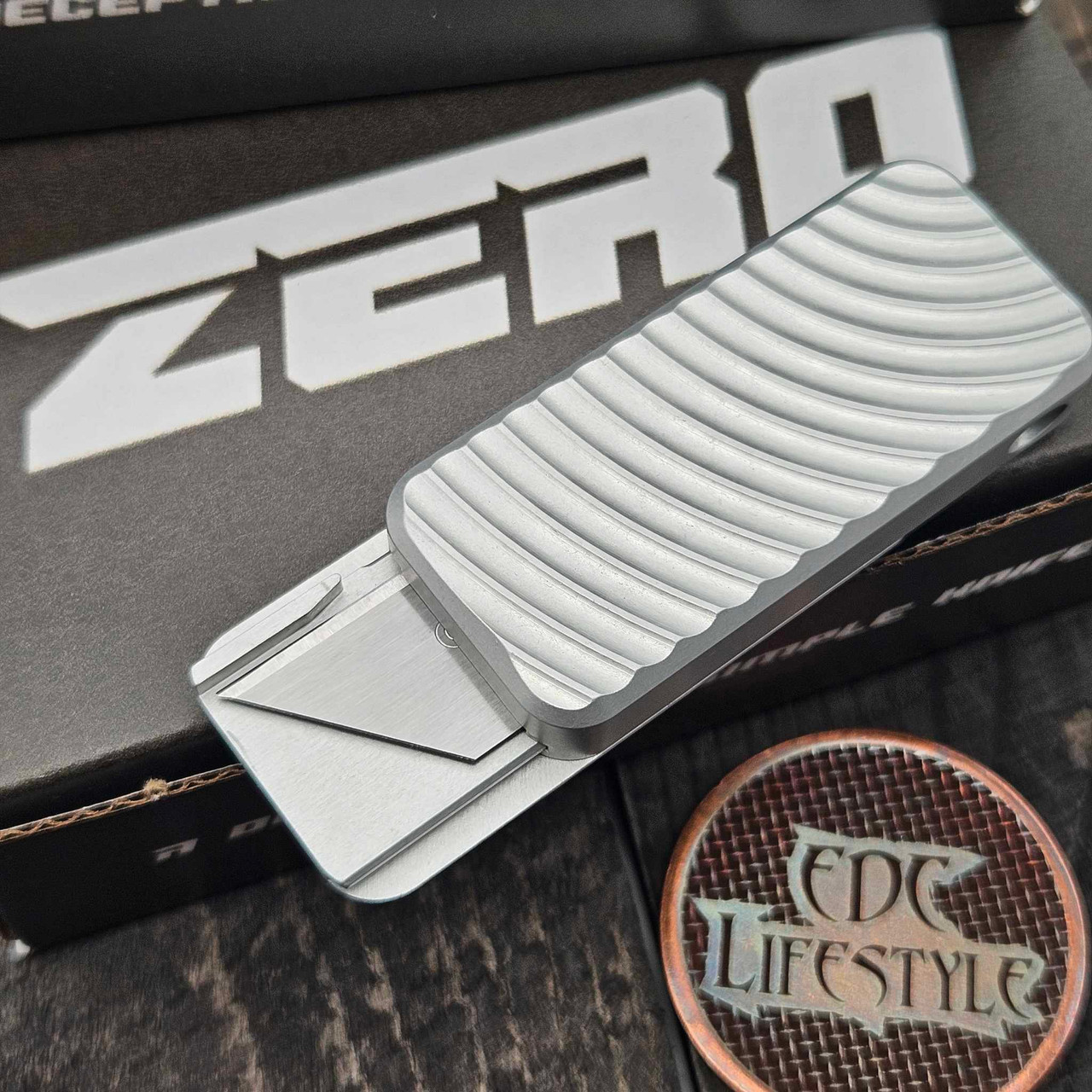 Zero Mm Razor Rivery Zero Original Gray Aluminum Razor Blade OTF w/Lanyard Hole