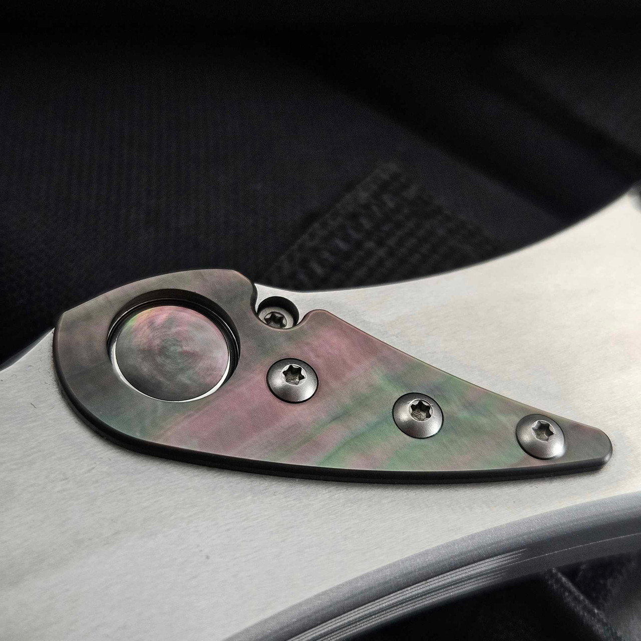 Microtech Pearl Microtech Knives Halo III Stainless Steel Tanto Damascus Blade w/Black ...