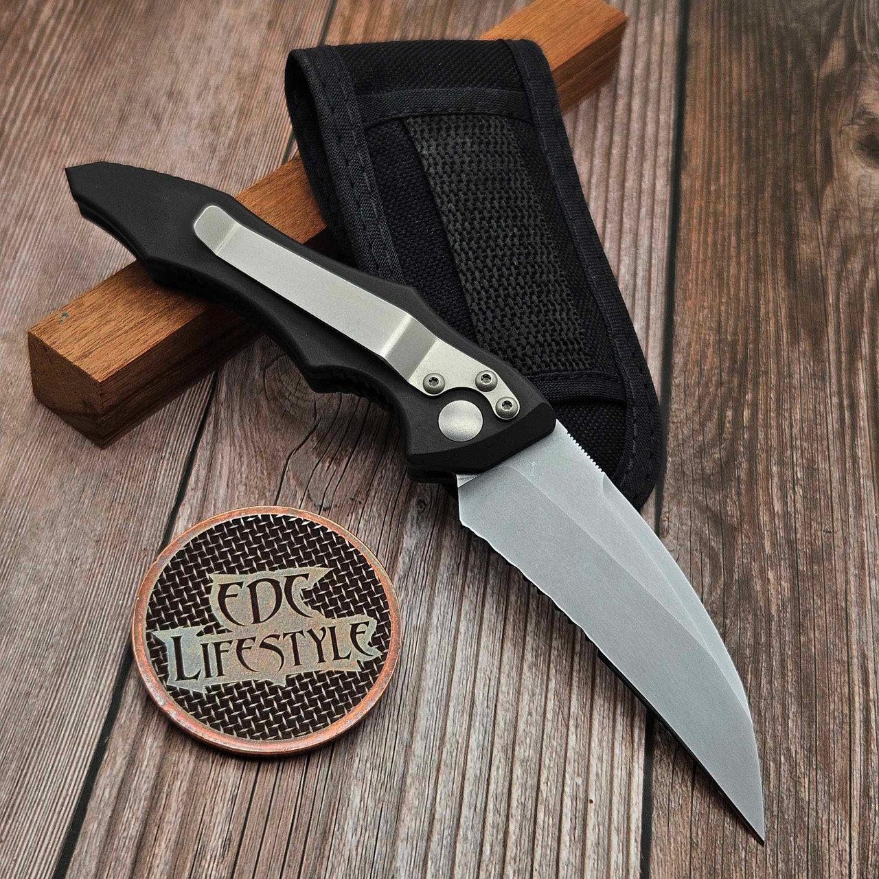 Microtech Kestrel Auto Partial Serrated - Preowned