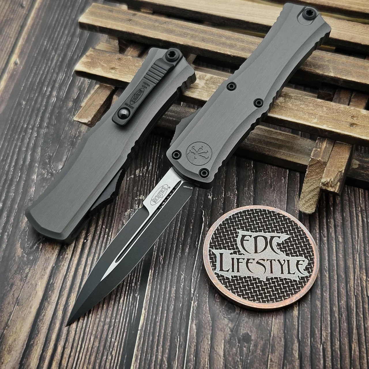 Microtech Hera II Mini Bayonet Natural Clear 2.95" Black Standard 1701M-1NC