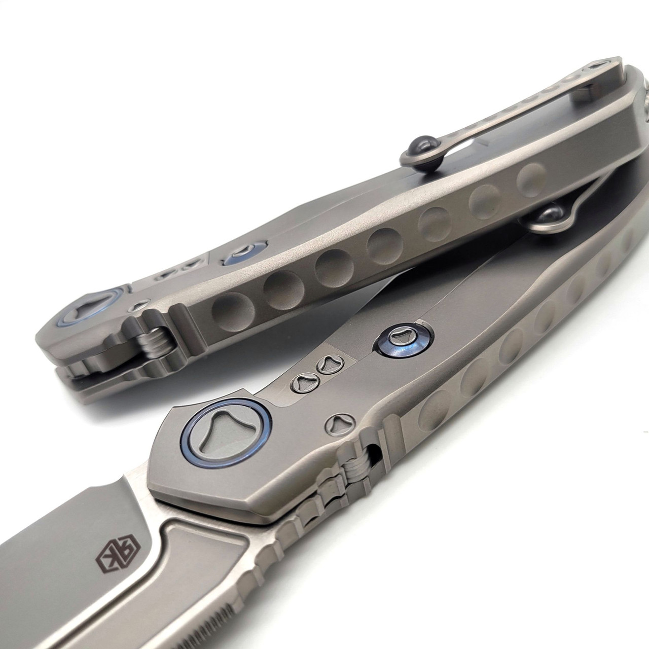 Microtech Anax Single Edge 190C-7CFITI Titanium Handle Bead Blast Blue ...