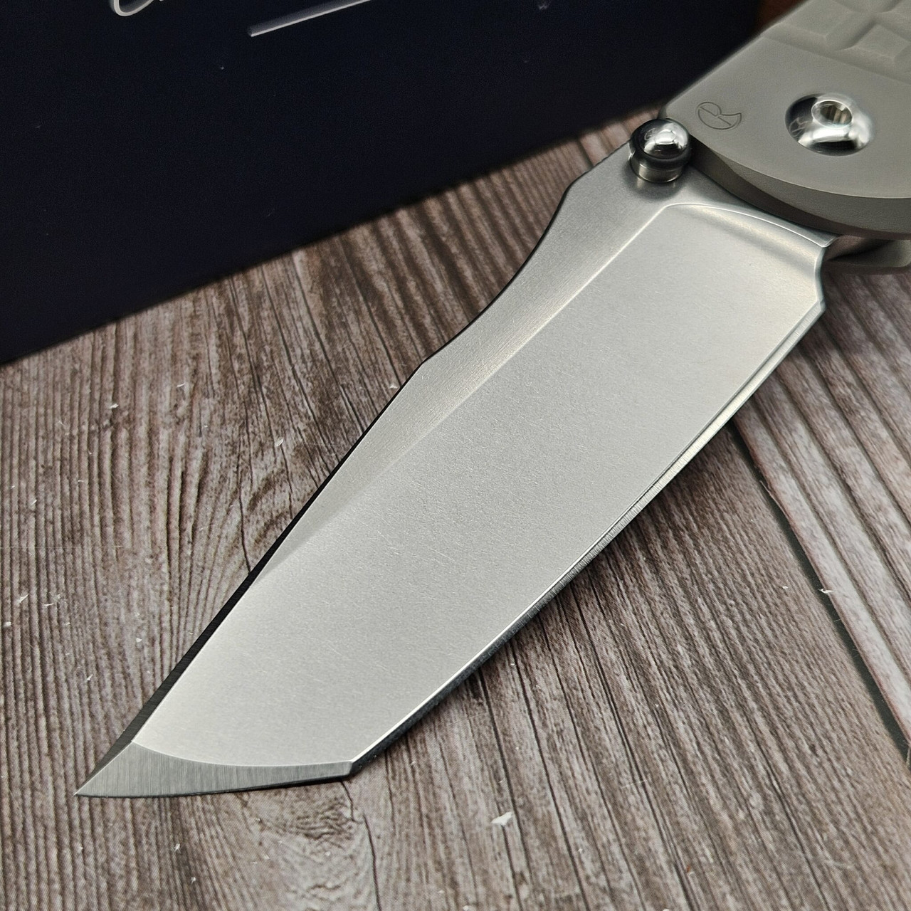 Chris Reeve Knives CRK Umnumzaan Monkey Edge Frag Pattern T/E Glass ...