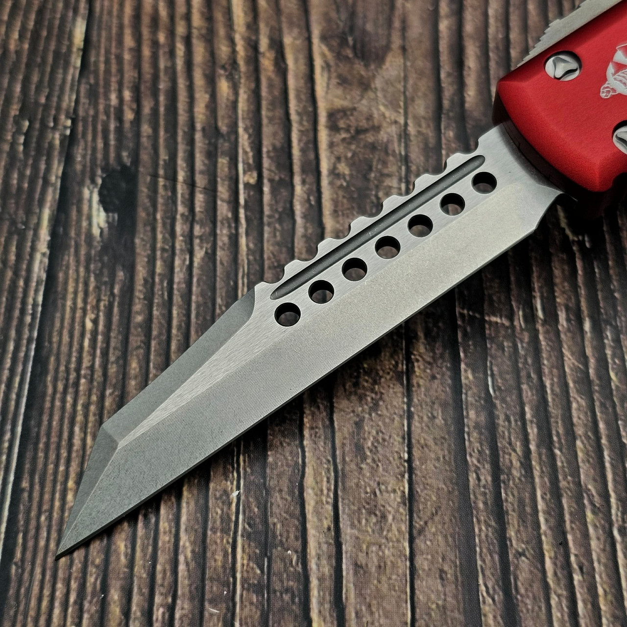Milwaukee Microtech Microtech Ultratech 119W-10RDS Red Warhound Stonewash - Preowned