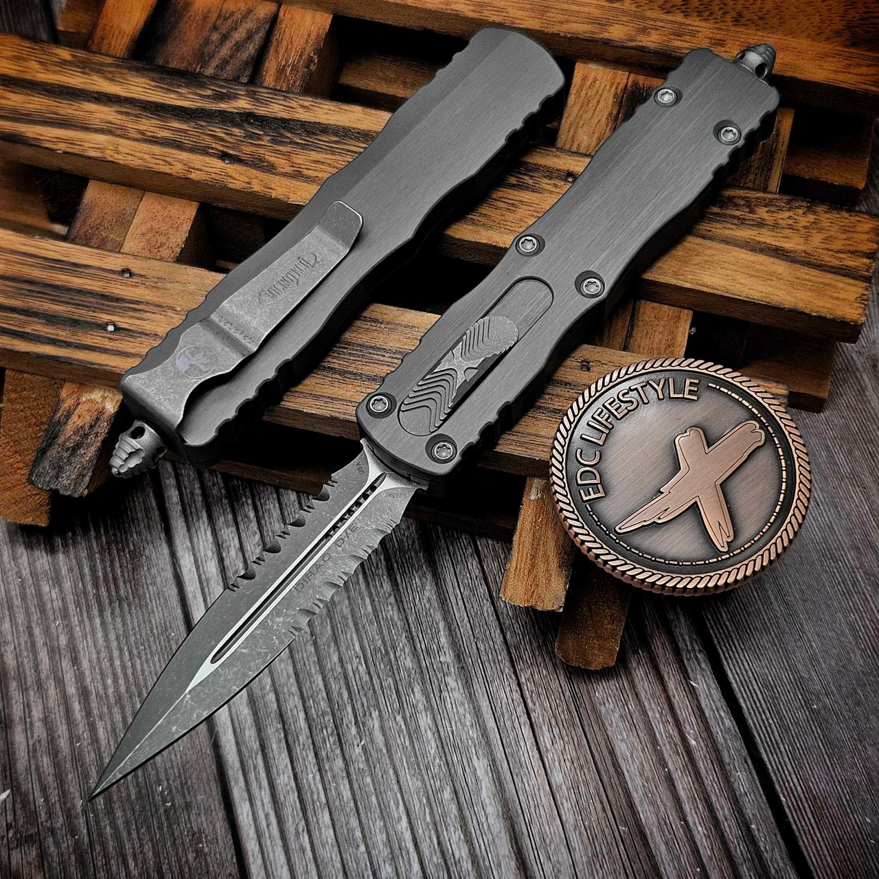 Microtech Dirac Gold Microtech Dirac 225-11APNC Natural Clear Apocalyptic D/E Partial Serrated