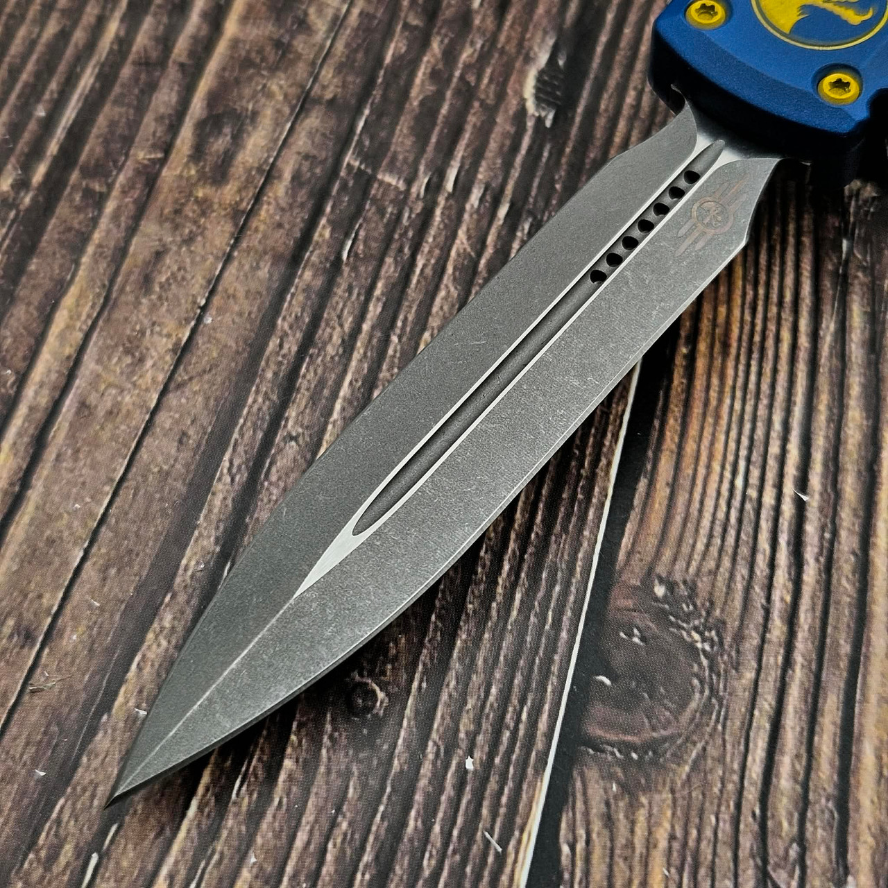 Microtech Fallout Microtech Ultratech ZBP Fallout 1122-10FOS S/N 80 - Preowned