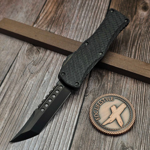 Microtech Hera Hellhound Carbon Fiber Top Shadow DLC 919-1DLCTCFSH - Preowned