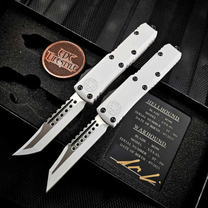 Microtech UTX-85 719-1SETSTS Hellhound Tanto & Warhound  Signature Series Star Wars Storm Trooper Deep Engraved White Standard Set of 2