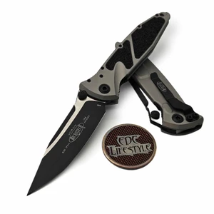 Microtech Socom Elite Manual Natural Clear 4" S/E Black 160-1NC Single Edge on EDC Lifestyle