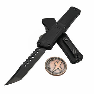 Microtech Combat Troodon Generation III 1219-1DLCTSH Hellhound T/E DLC Shadow