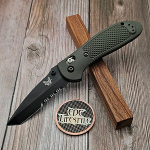 Benchmade Redoubt Partial Serrated - Preowned