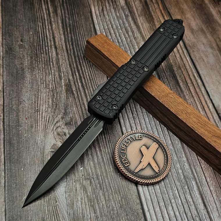 Microtech Ultratech Delta Frag W/ Nickel Boron Internals D/E DLC Standard 122-1UT-DS S/N 099 - Preowned
