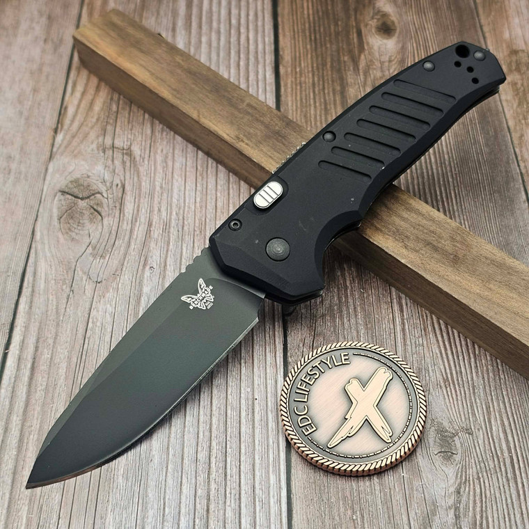 Benchmade Auto APB 6800BK  - Preowned