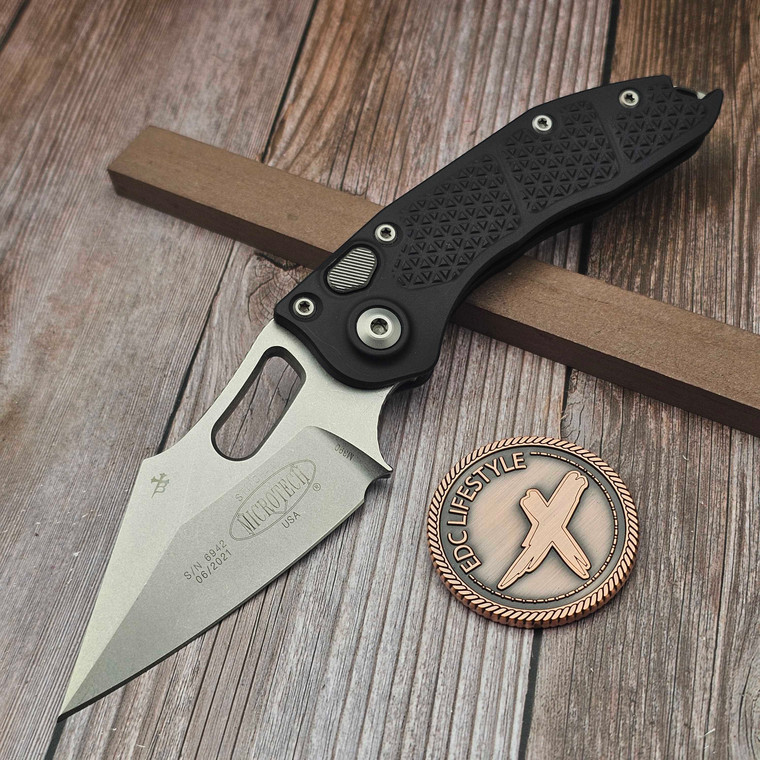 Microtech Stitch Auto Black S/E Stonewash 169-10 - Preowned S/N 6942