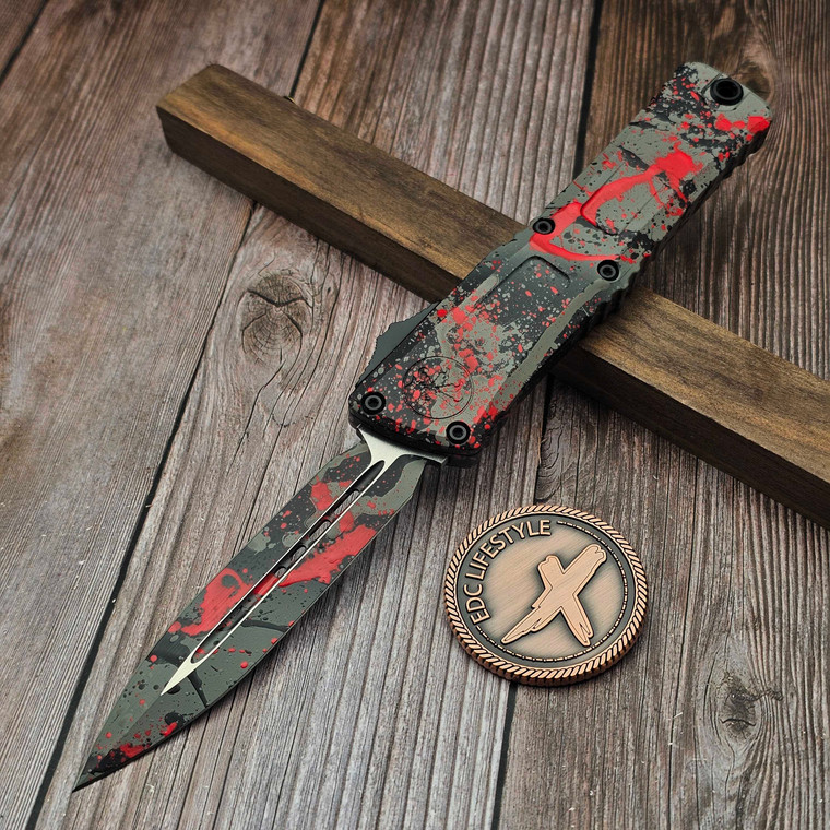 Microtech Combat Troodon Bull Shark Gray/Black Red Splatter D/E 1142-1BGBKRDSPLS - Preowned