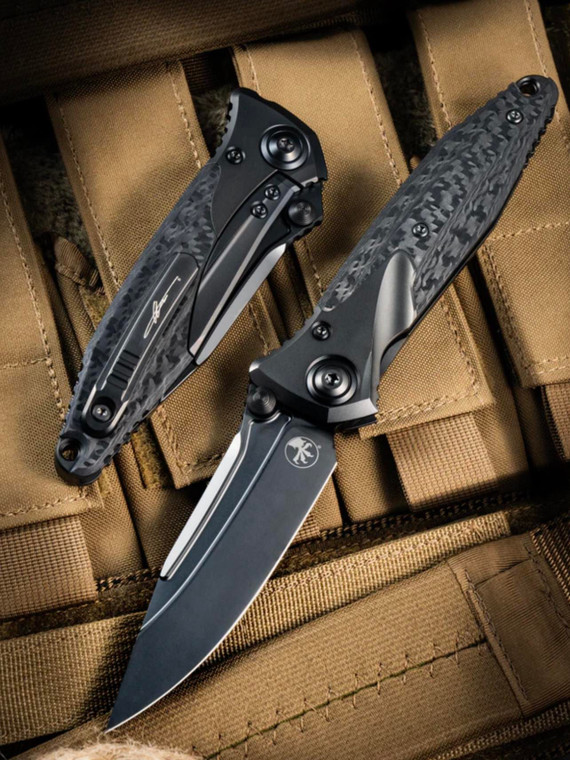 Microtech Socom Bravo Single Edge S/E DLC Titanium Bolster, DLC Blade and Hardware, Carbon Fiber Handle 260-1DLCTCFTIS